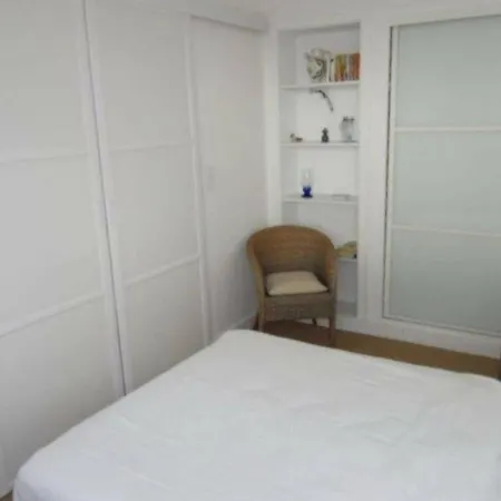 Apartment Royan, 3 Pieces, 4 Personnes - Fr-1-305-1480 Royan